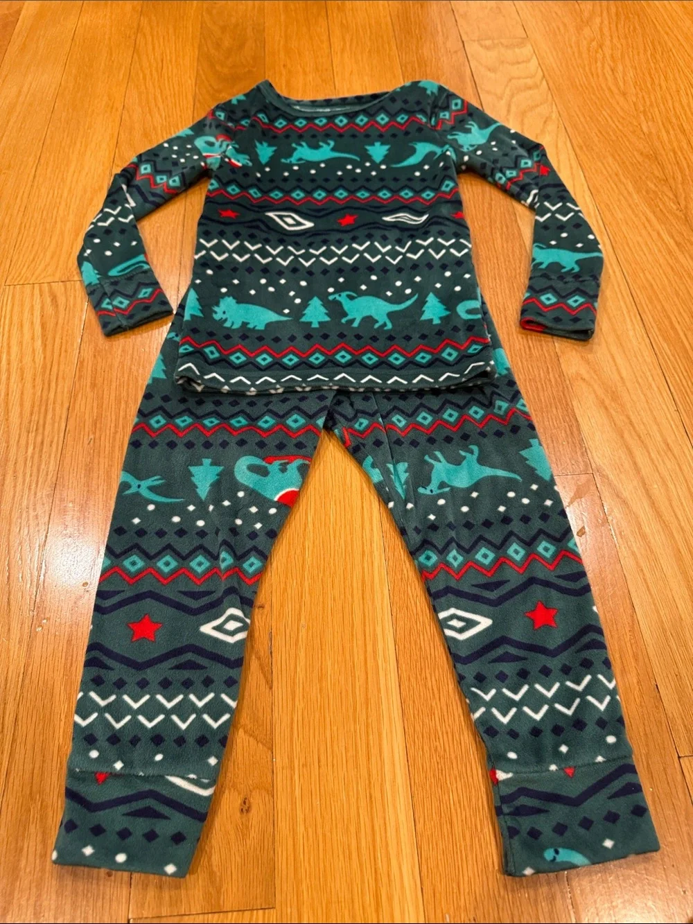 Cat & Jack holiday Christmas dinosaur pajamas set size 3T .